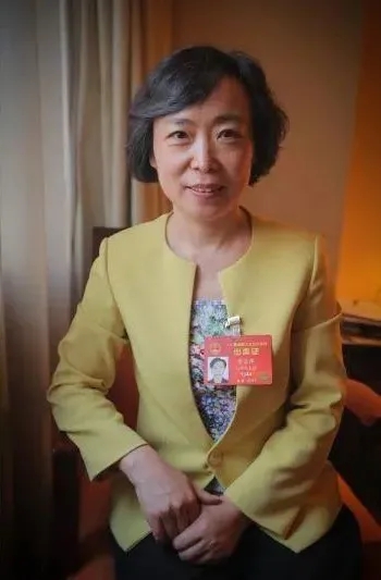 山东省民宗委主任曹金萍代表.jpg